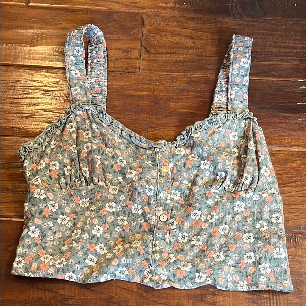 Forever 21 Multicolor Floral Ruched Crop Tank Top. Size M.